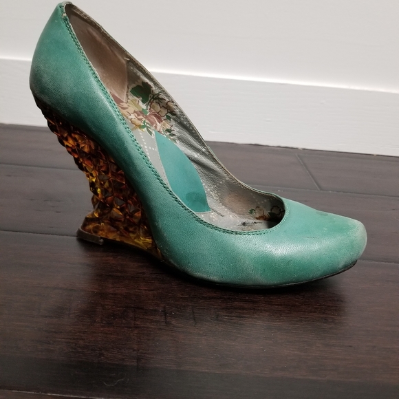 Anthropologie size 6 heels - Picture 2 of 10